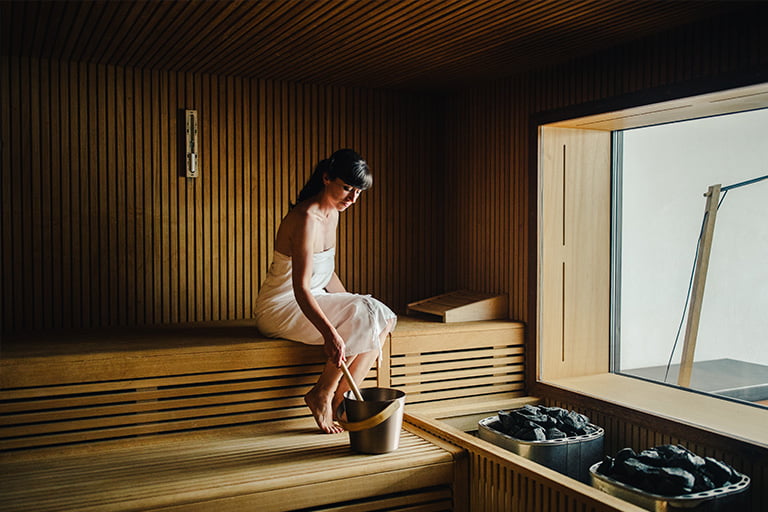 SWICA tempo libero nella sauna ©Sandra Marusic Photography