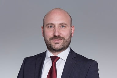 Portrait photo of Thomas Erbacher, Regional Head of Sales for Private Customers Basel