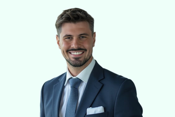 Ritratto fotografico di Matej Aleric, Responsabile agenzia Lucerna