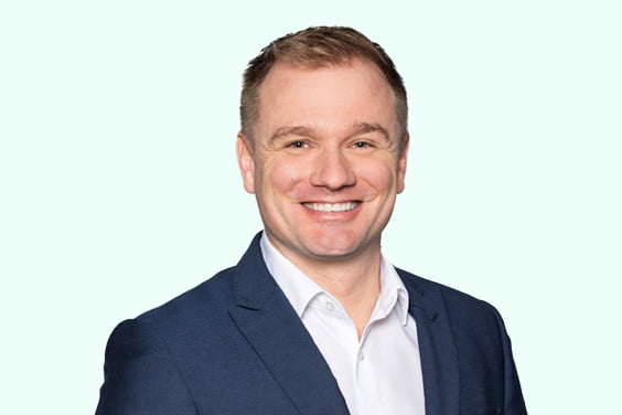 Porträtfoto von Daniel Schenker, Leiter Agentur Wetzikon